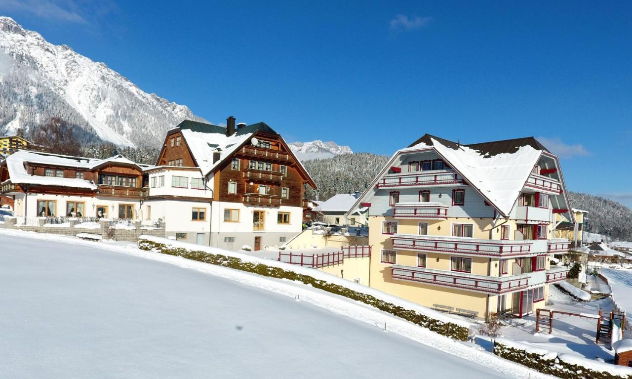 Hotel Neuwirt รัมเซา อัม ดาคชไตน์ ภายนอก รูปภาพ