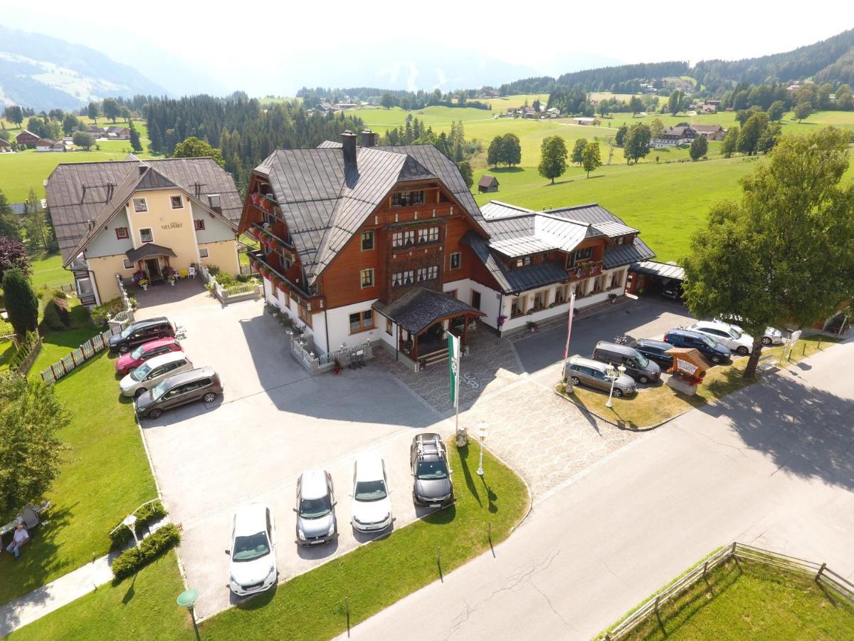 Hotel Neuwirt รัมเซา อัม ดาคชไตน์ ภายนอก รูปภาพ