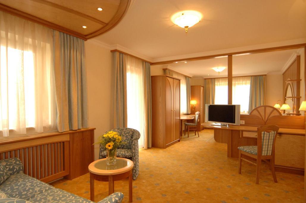 Hotel Neuwirt รัมเซา อัม ดาคชไตน์ ห้อง รูปภาพ