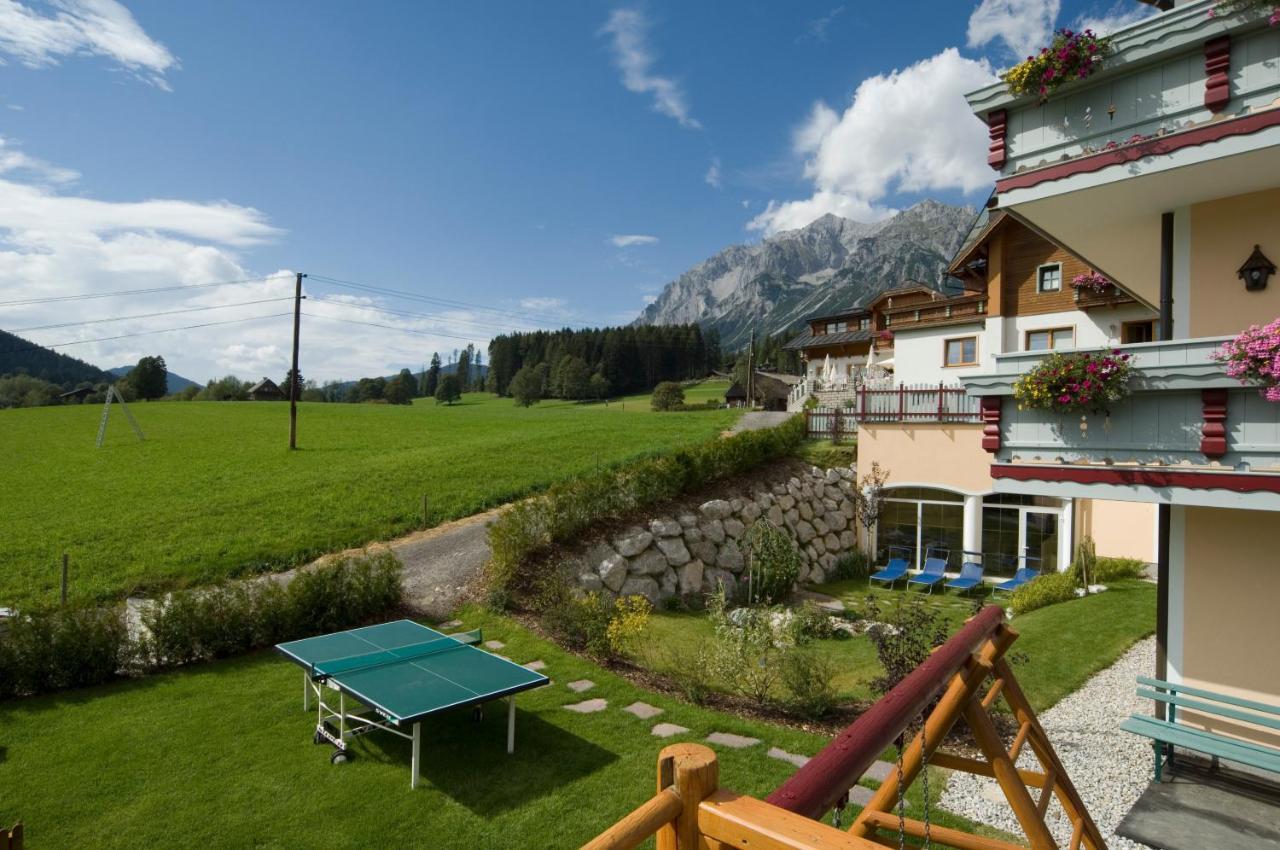 Hotel Neuwirt รัมเซา อัม ดาคชไตน์ ภายนอก รูปภาพ