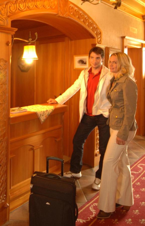 Hotel Neuwirt รัมเซา อัม ดาคชไตน์ ภายนอก รูปภาพ
