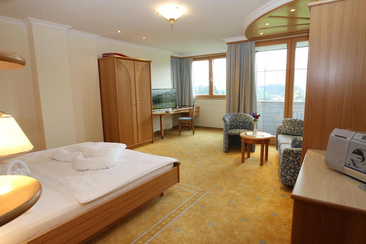 Hotel Neuwirt รัมเซา อัม ดาคชไตน์ ภายนอก รูปภาพ