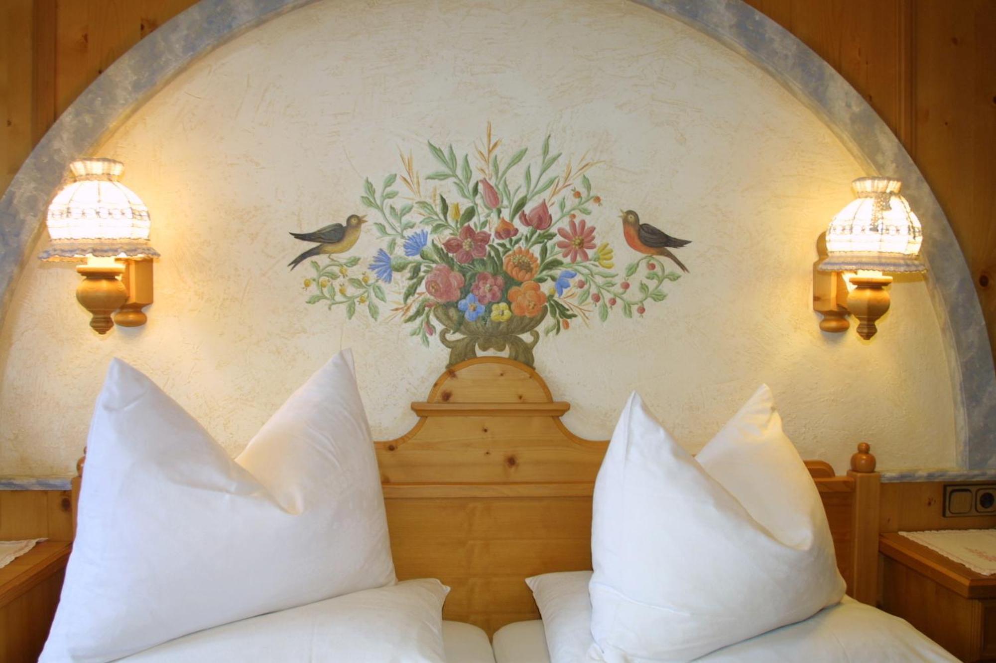 Hotel Neuwirt รัมเซา อัม ดาคชไตน์ ภายนอก รูปภาพ