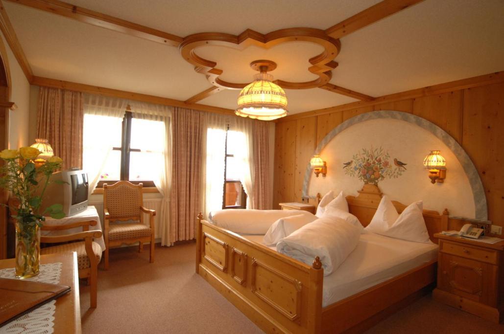 Hotel Neuwirt รัมเซา อัม ดาคชไตน์ ภายนอก รูปภาพ